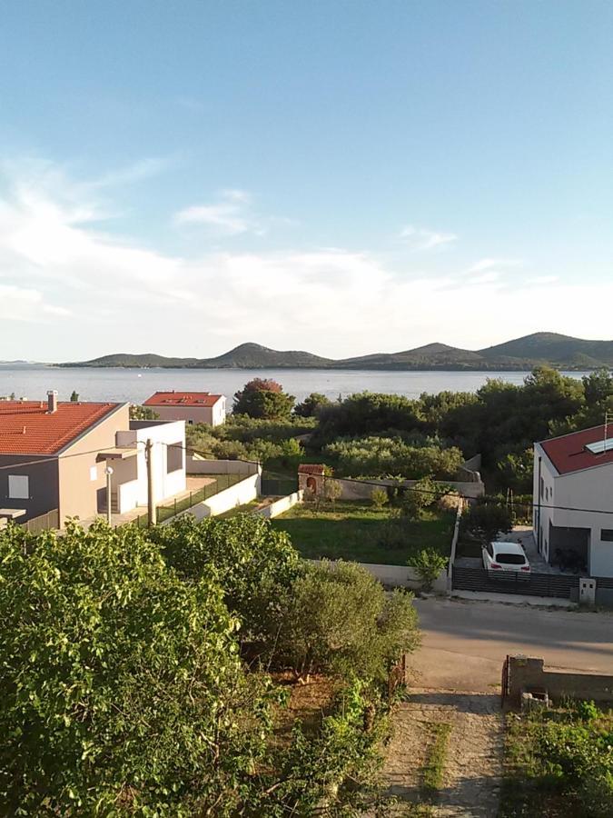 Apartmani Nikola Biograd Na Moru Exterior photo