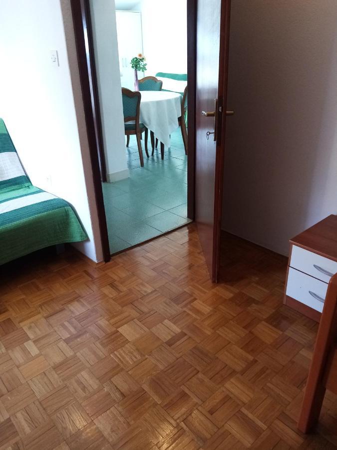 Apartmani Nikola Biograd Na Moru Exterior photo