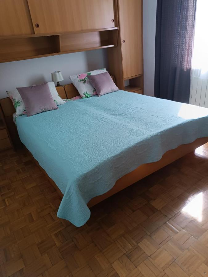 Apartmani Nikola Biograd Na Moru Exterior photo