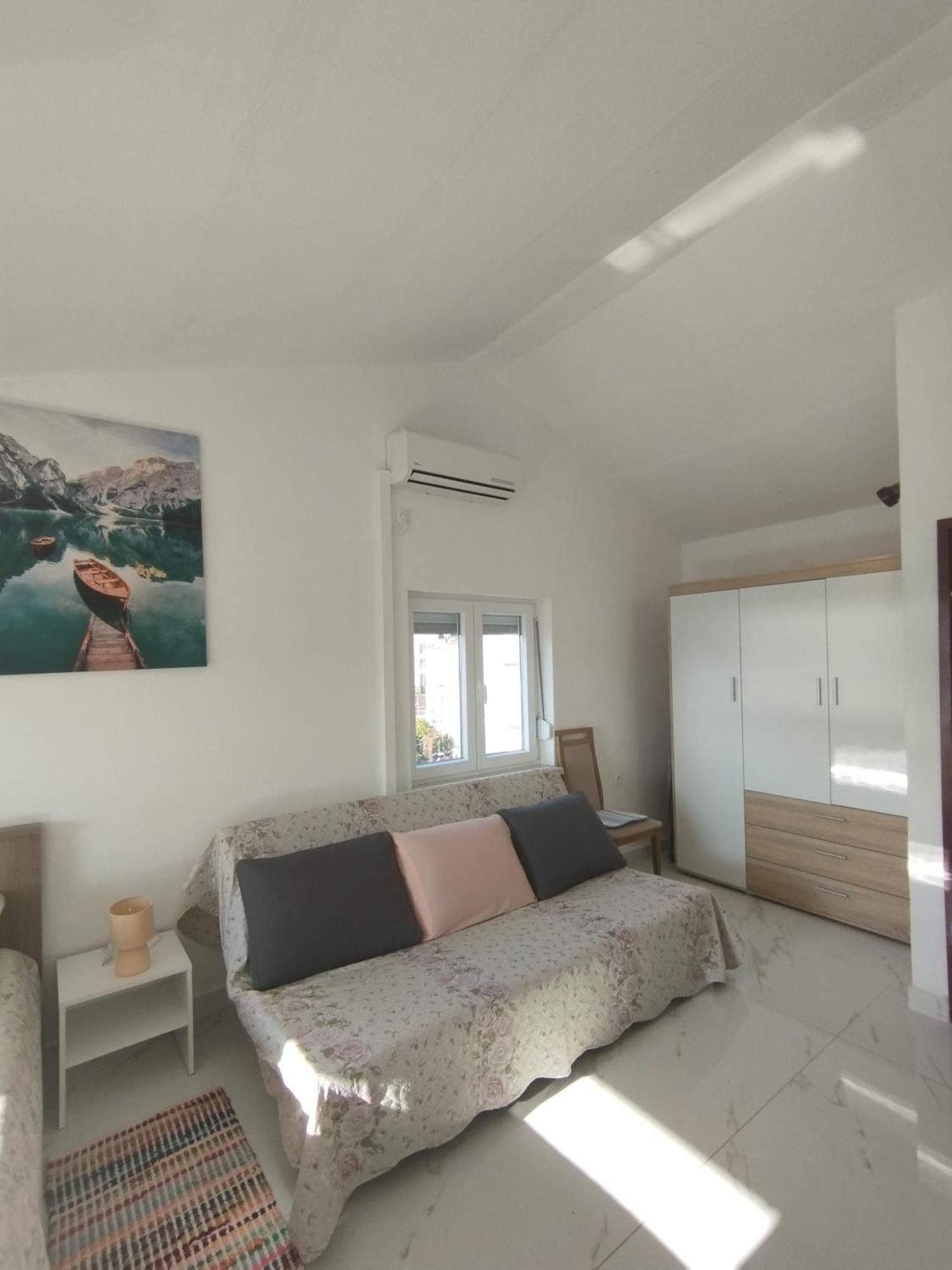 Apartmani Nikola Biograd Na Moru Exterior photo